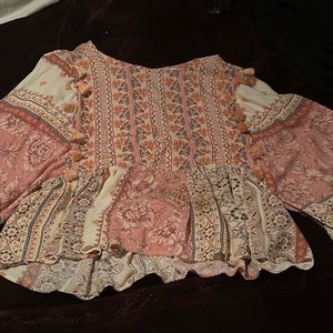 🦋0040 American Eagle size Lrg blouse🦋